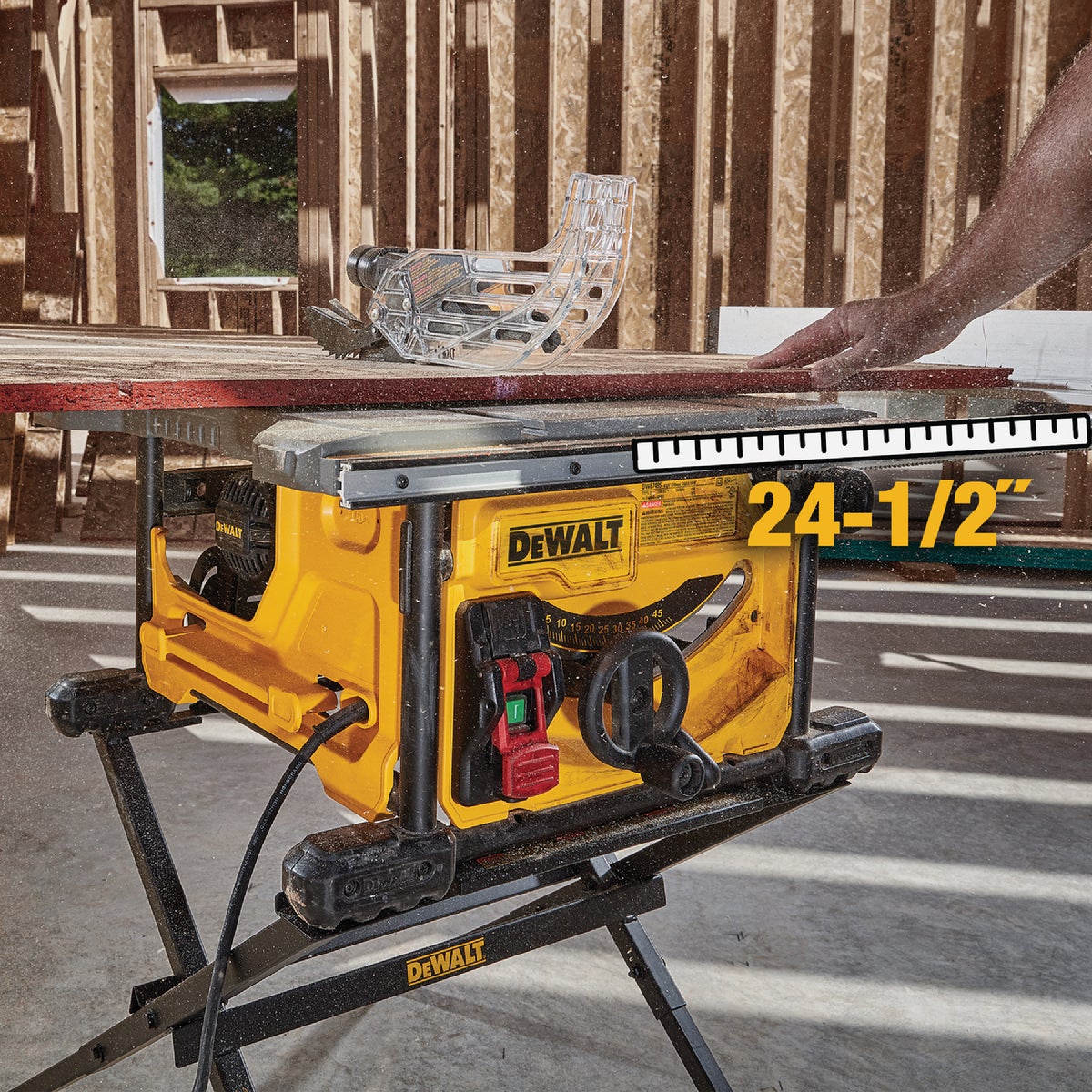 DEWALT 15-Amp 8-1/4 In. Compact Portable Jobsite Table Saw Image 5