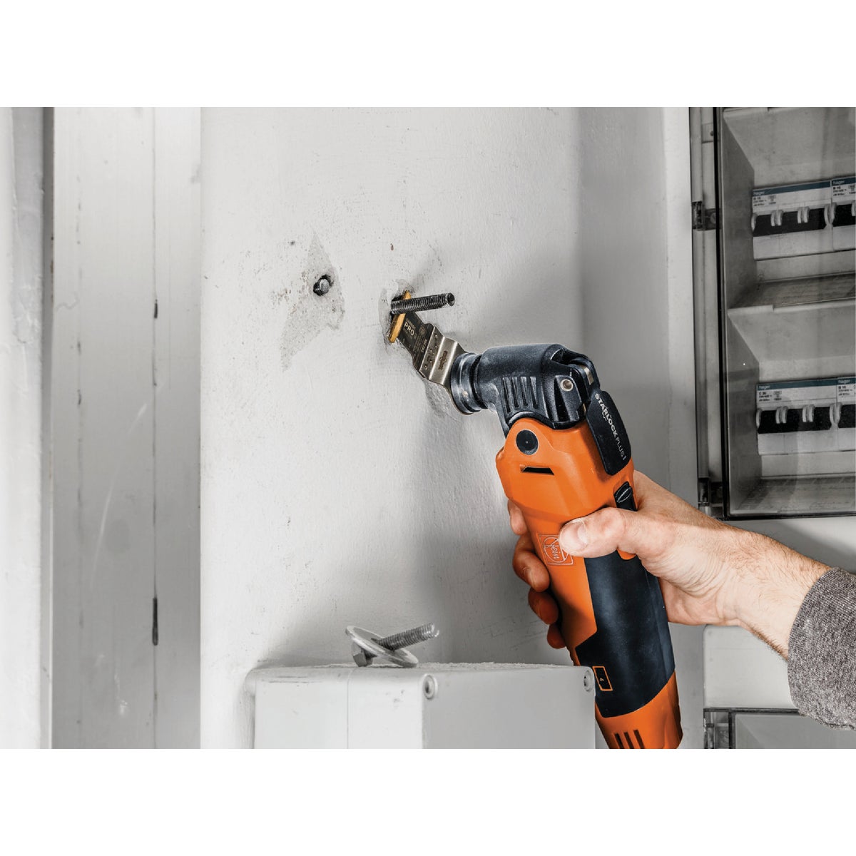 Fein MultiMaster MM 500 Plus 3.0-Amp Oscillating Tool Kit Image 5