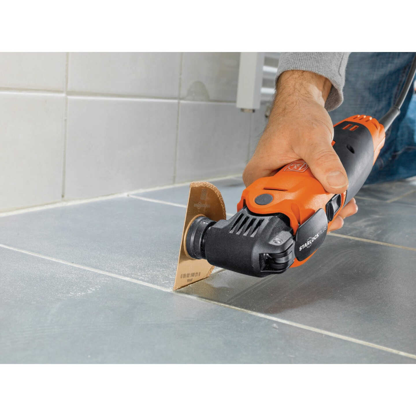 Fein MultiMaster MM 500 Plus 3.0-Amp Oscillating Tool Kit Image 6