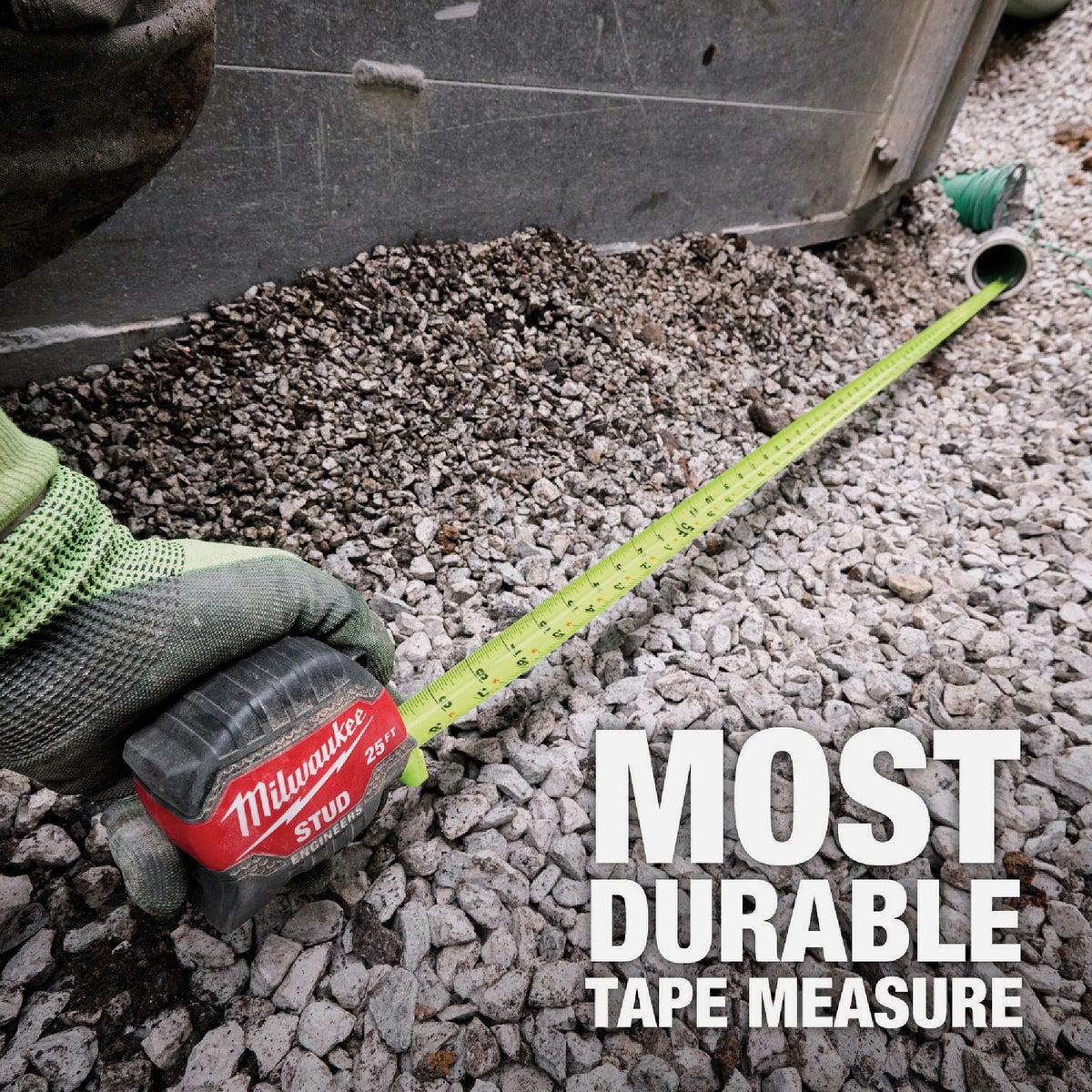Milwaukee 25 Ft. STUD Tape Measure with Engineer's Scale Image 3