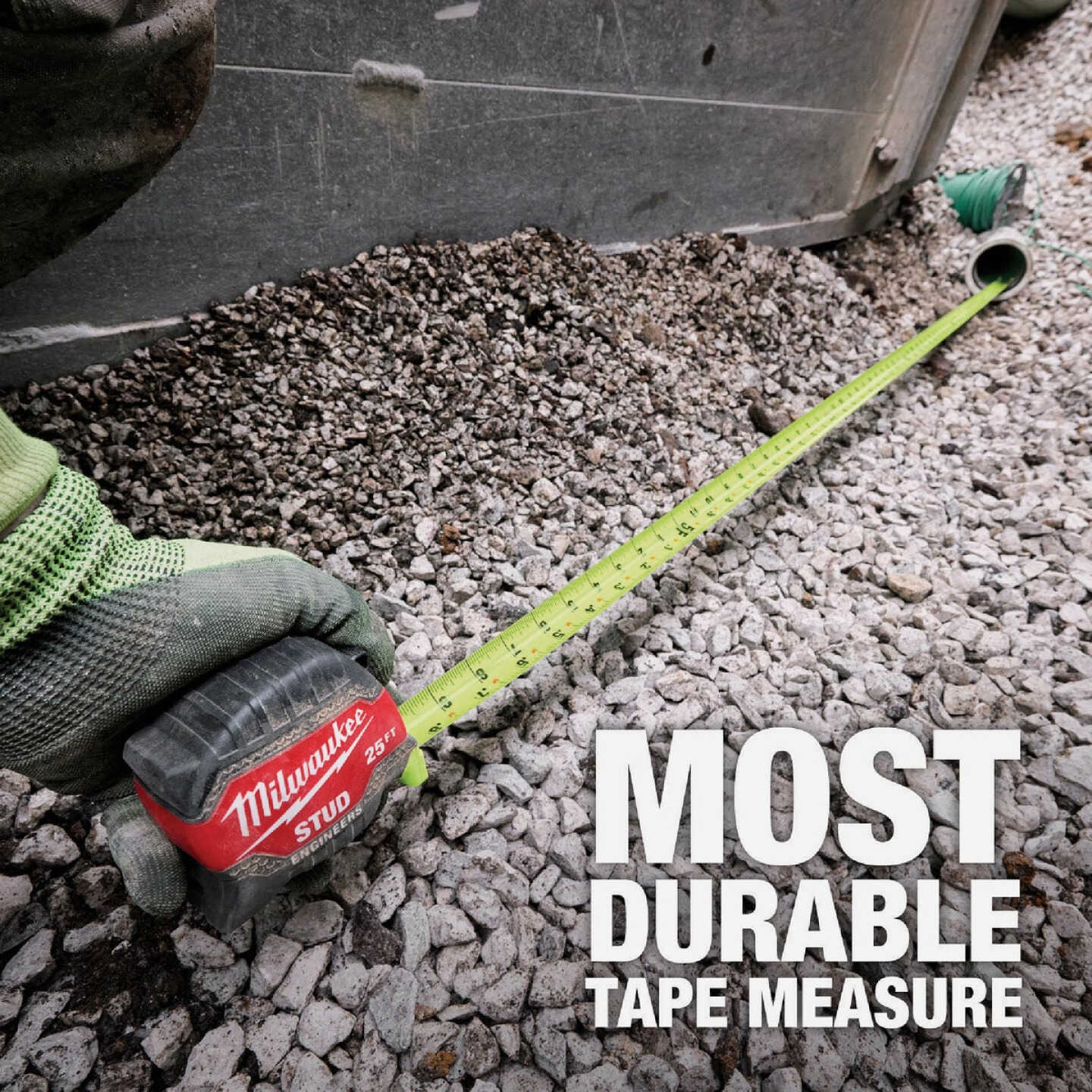 Milwaukee 25 Ft. STUD Tape Measure with Engineer's Scale Image 3
