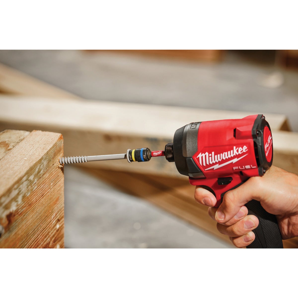 Milwaukee SHOCKWAVE QUIK-CLEAR 2-in-1 5/16 In. & 3/8 In. x 2-1/2 In. Impact Duty Magnetic Nut Driver Image 8