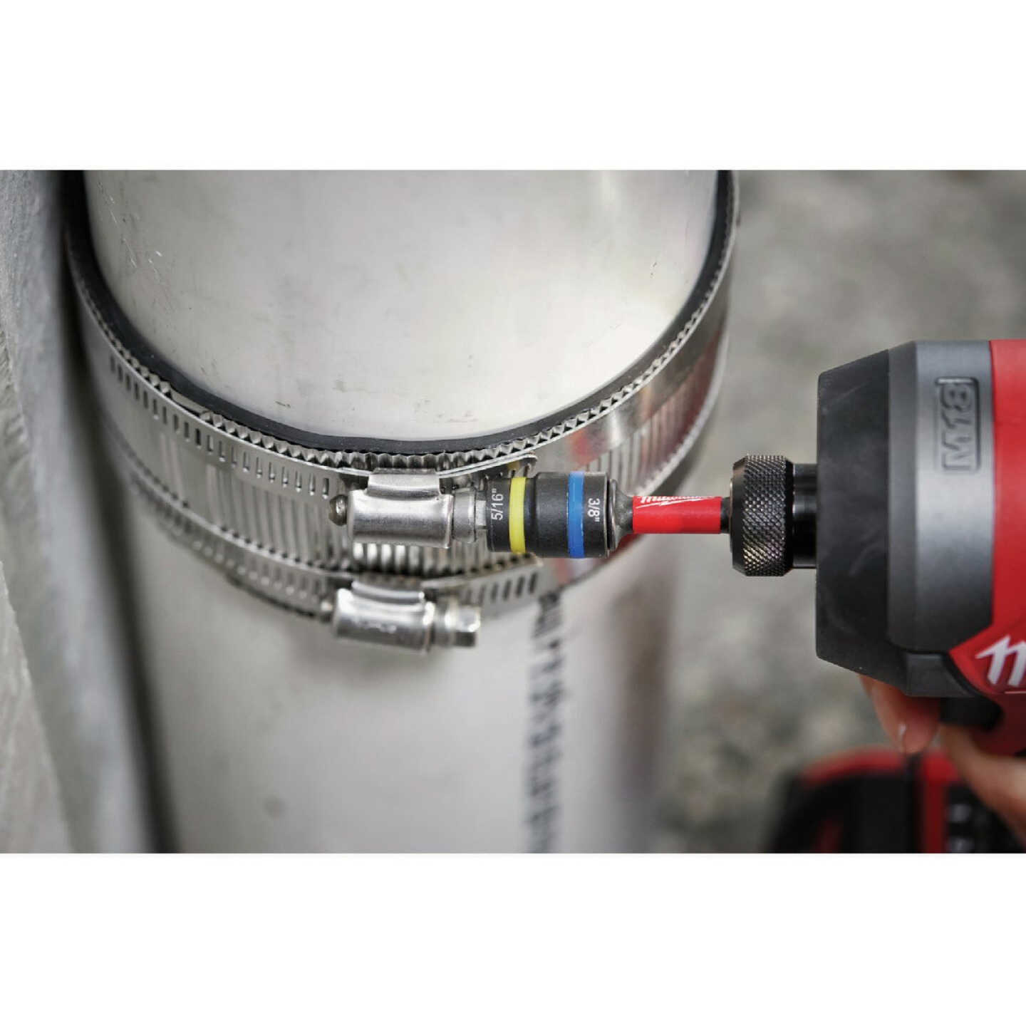 Milwaukee SHOCKWAVE QUIK-CLEAR 2-in-1 5/16 In. & 3/8 In. x 2-1/2 In. Impact Duty Magnetic Nut Driver Image 7