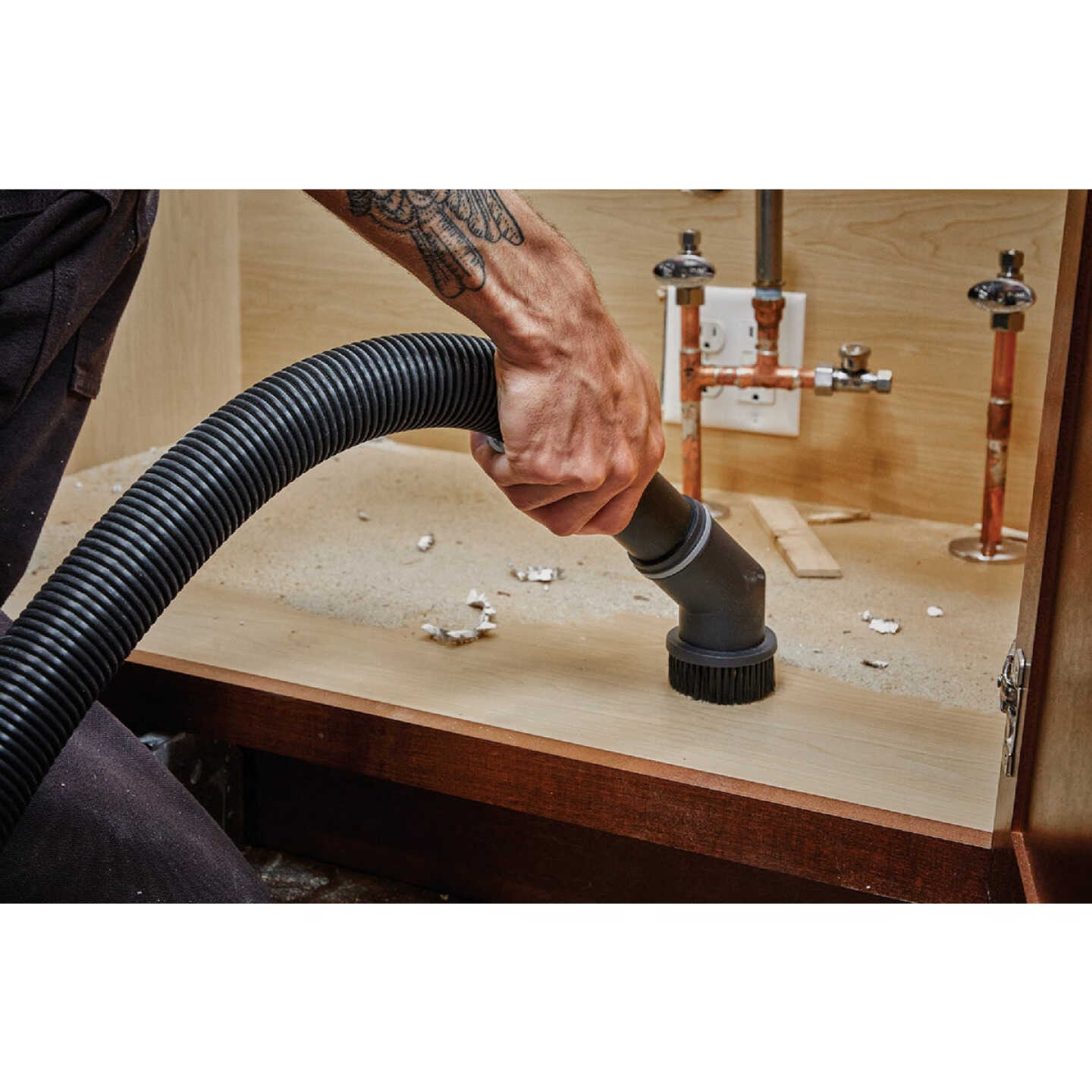 Milwaukee 1-7/8 In. Black Plastic Round Vacuum Brush Image 2