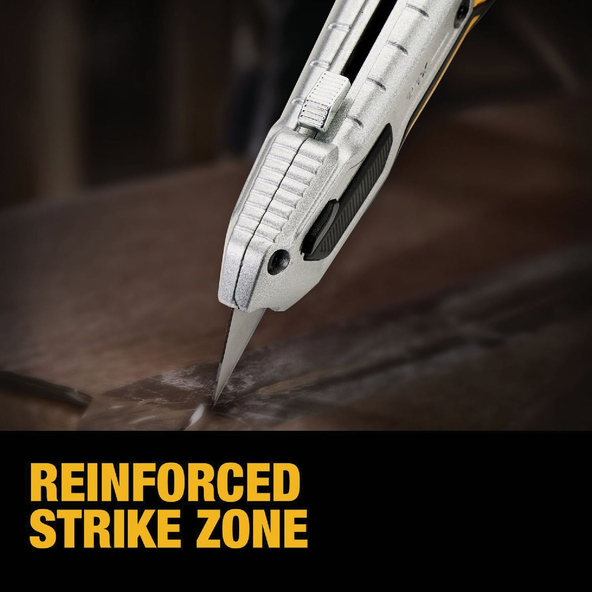 DEWALT TOUGHSERIES Retractable Utility Knife Image 7