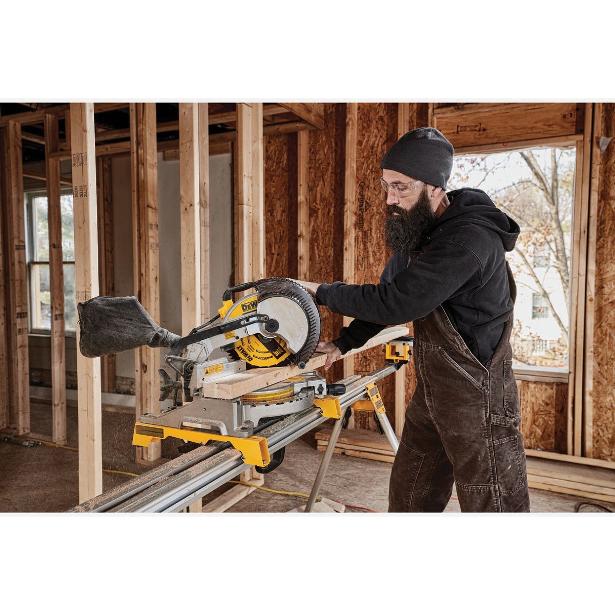 DEWALT 10 In. 80-Tooth Fine Finish Circular Saw Blade Image 6