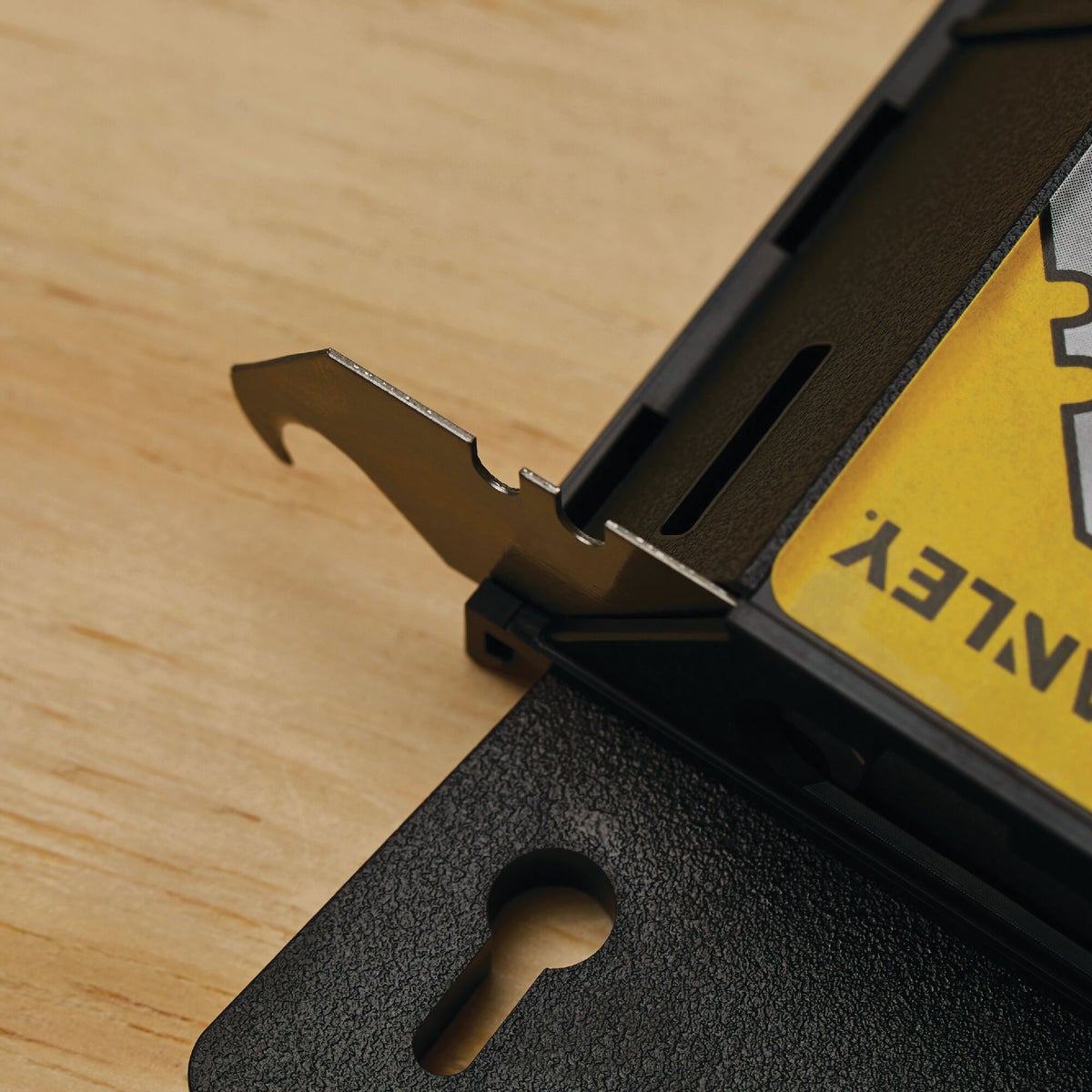 Stanley Large 2-Ended Hook 1-7/8 In. Utility Knife Blade (50-Pack) Image 2