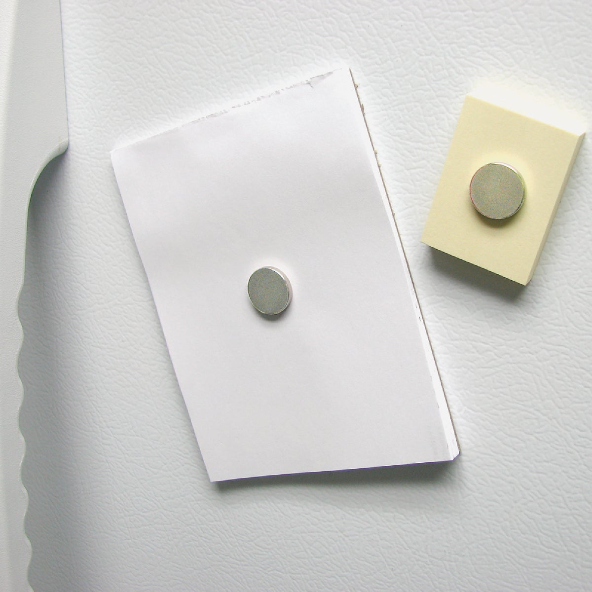 Master Magnetics 0.709 In. Neodymium Disc Magnet (3-Pack) Image 3