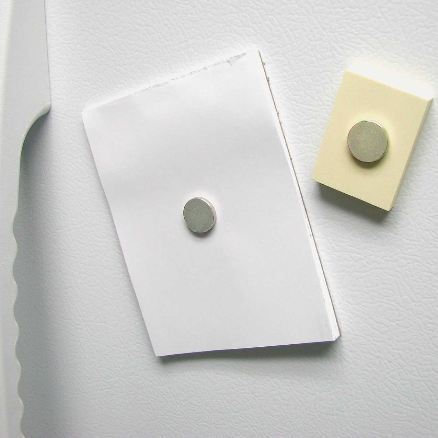 Master Magnetics 0.709 In. Neodymium Disc Magnet (3-Pack) Image 3