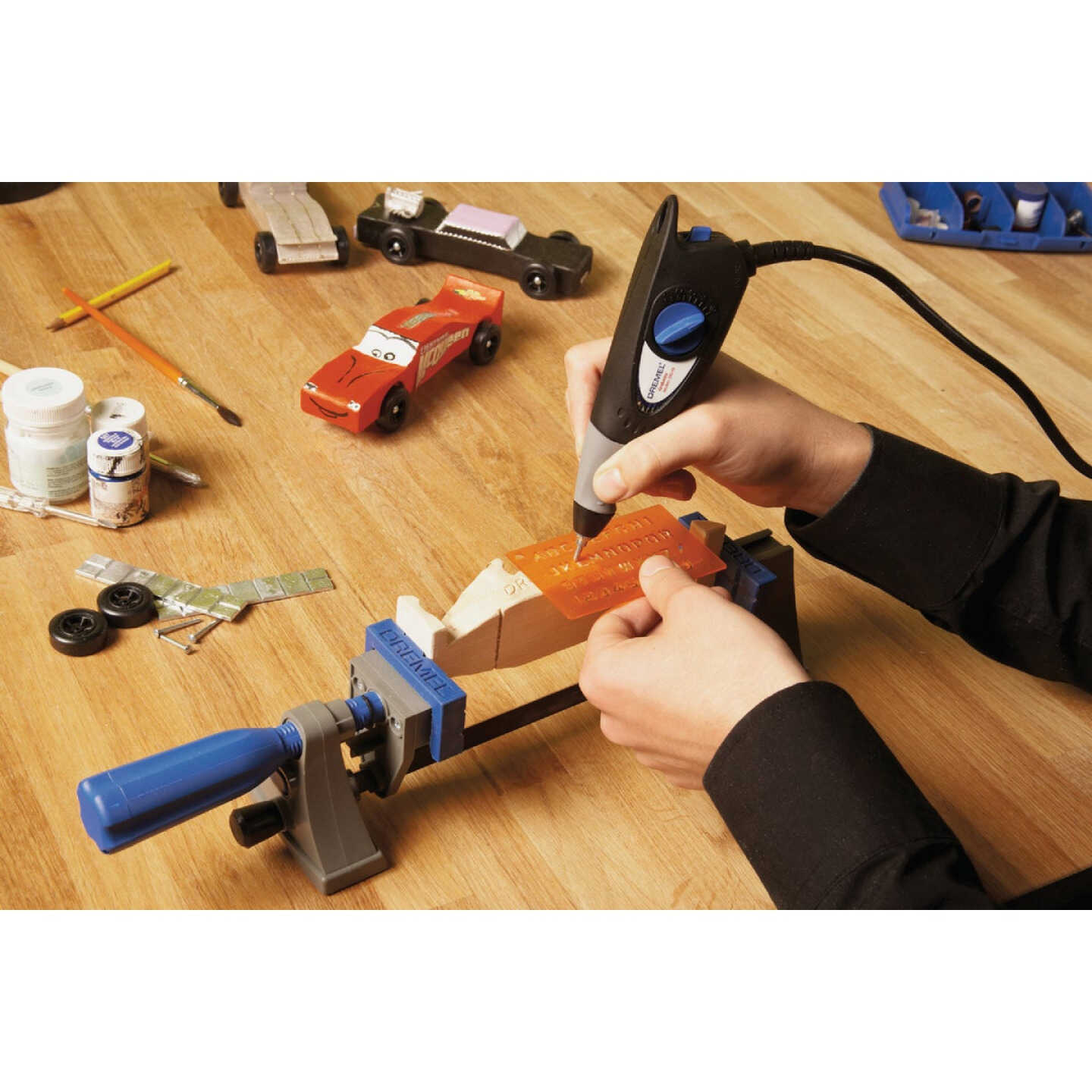 Dremel 115V Corded Electric Engraver Image 2