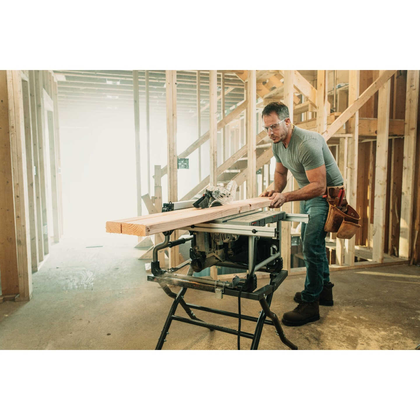 SKILSAW 15-Amp 8-1/4 In. Portable Worm Drive Table Saw Image 2