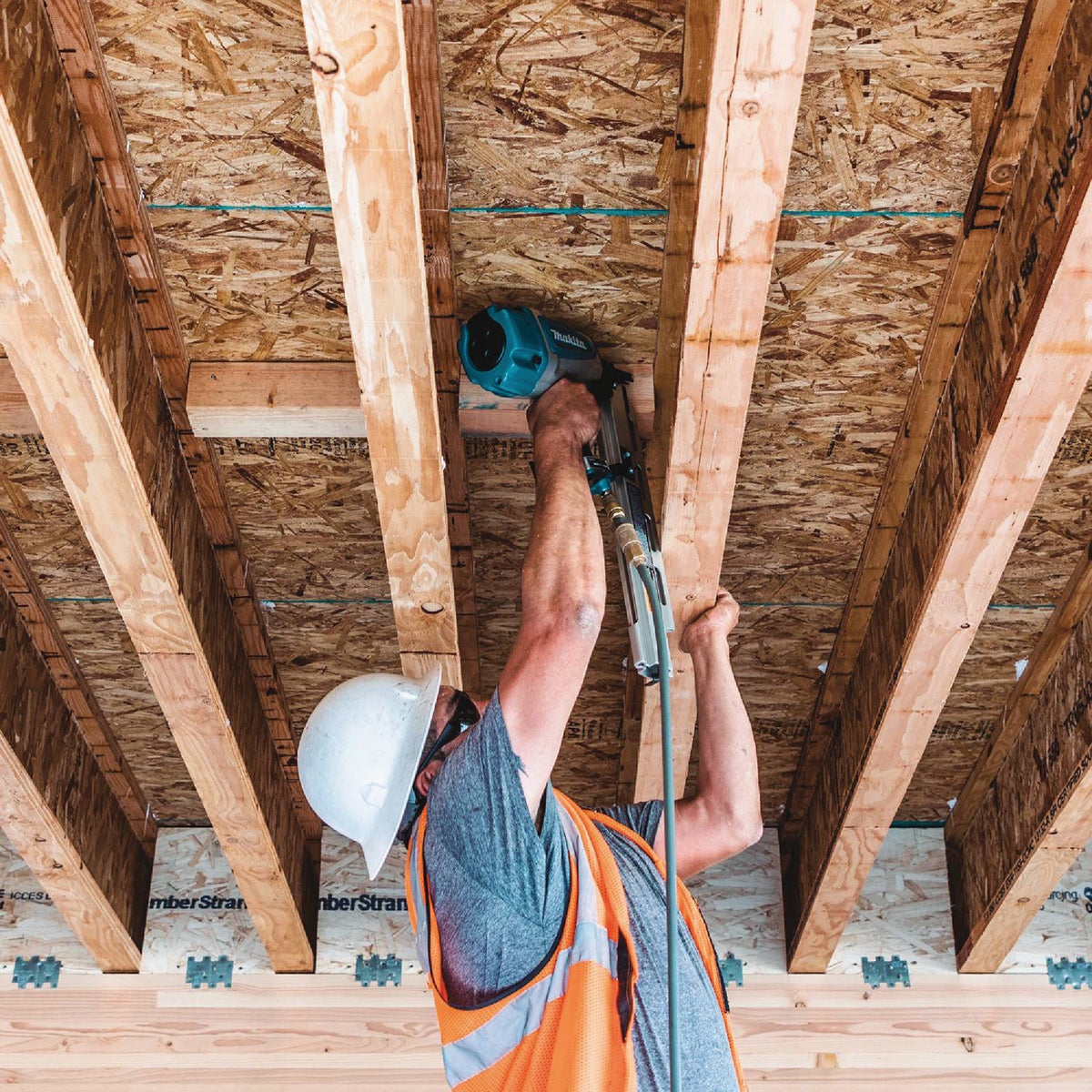 Makita 21 Degree 3-1/2 In. Plastic Collated Framing Nailer Image 4