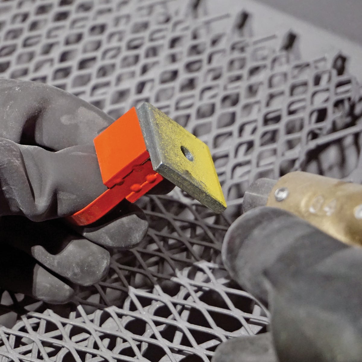 Master Magnetics 1-1/16 in. 3/4 in. 1 in. Handle Magnet Image 5