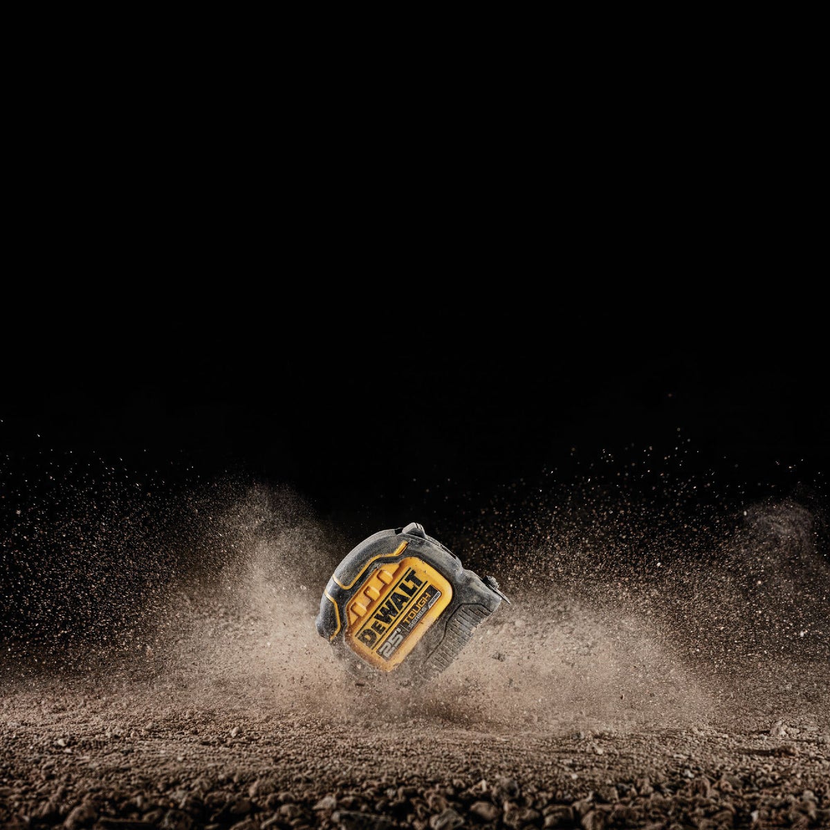 DEWALT ToughSeries 25 Ft. Tape Measure Image 2