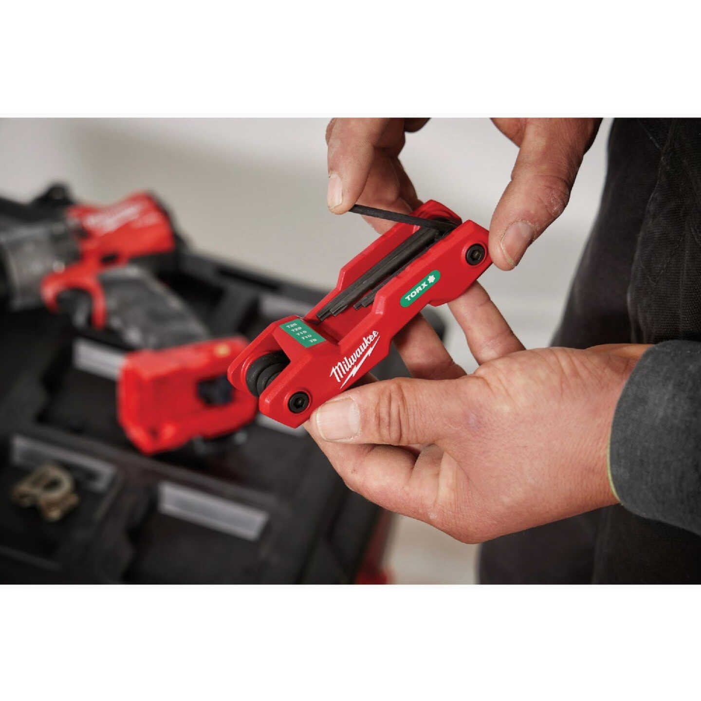 Milwaukee Torx Folding Hex Key Set, 8-Piece Image 3