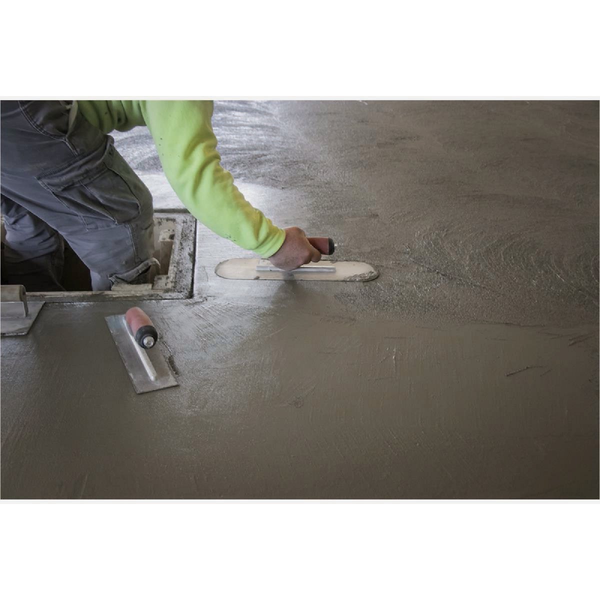 Marshalltown 4-1/2 In. x 16 In. Pool Trowel with Curved DuraSoft Handle Image 2