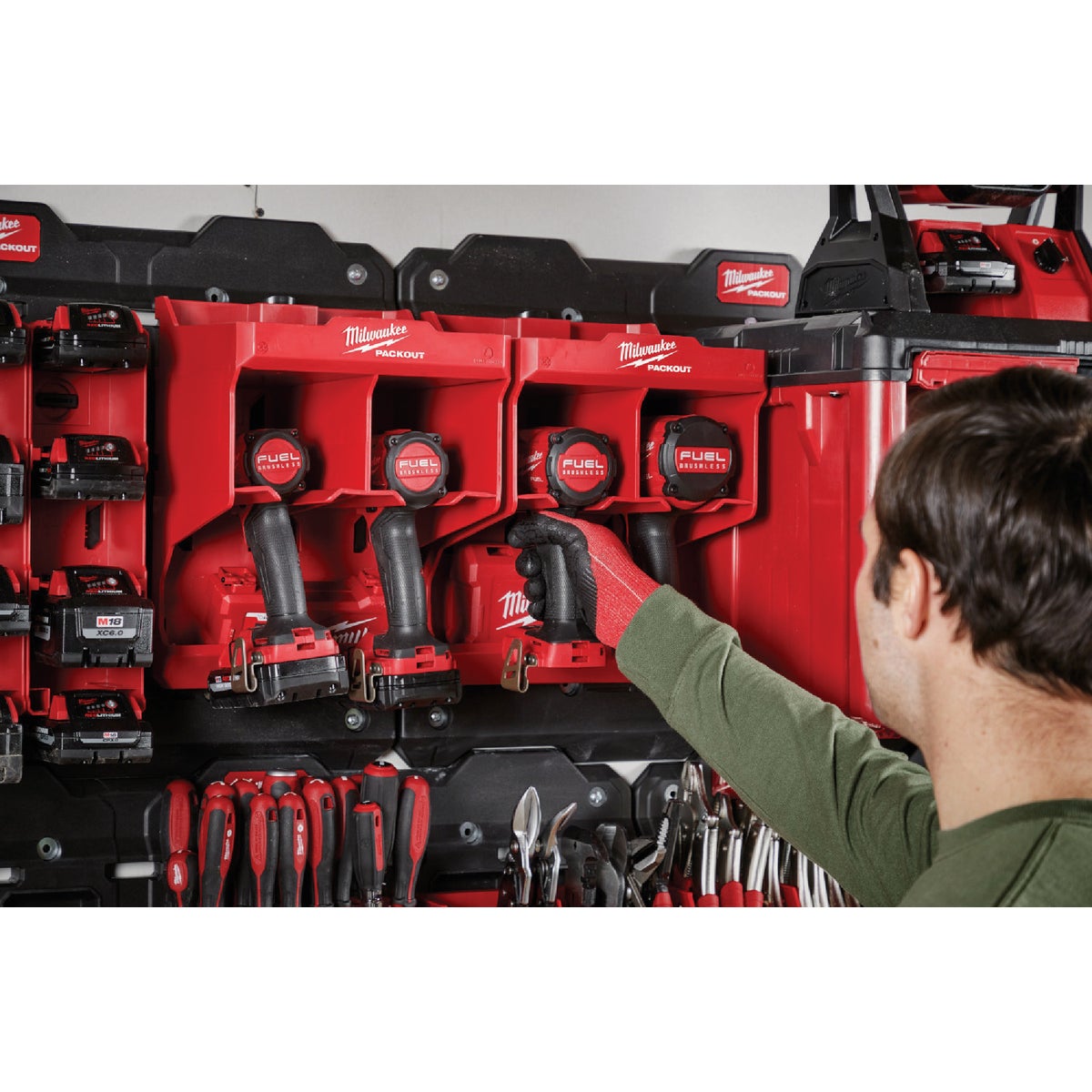 Milwaukee PACKOUT Drill Station Tool Rack Image 2