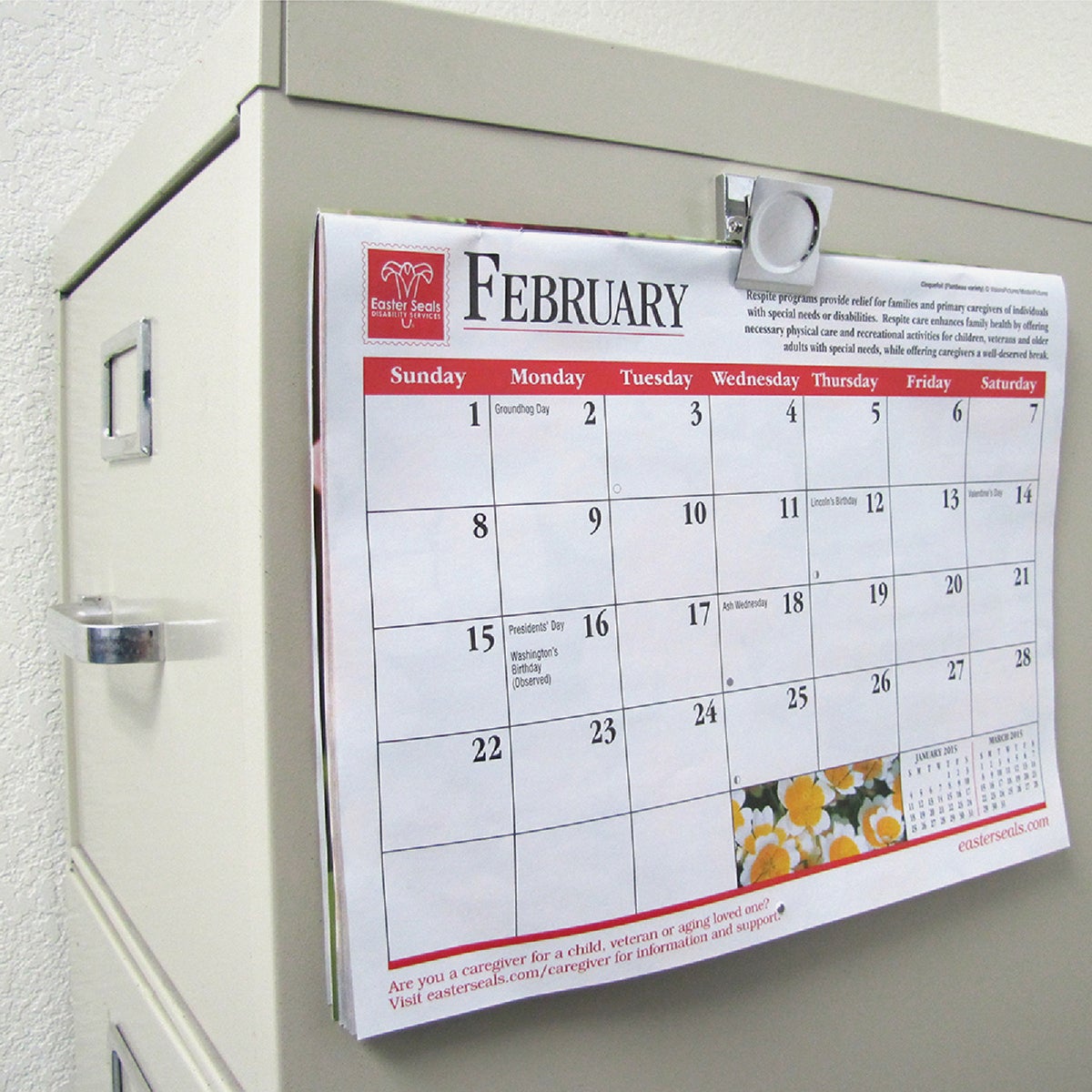 MagnetSource 5 Lb. Capacity Magnetic Metal Clip (4-Pack) Image 2