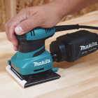 Makita 1.6A Finish Sander Image 3