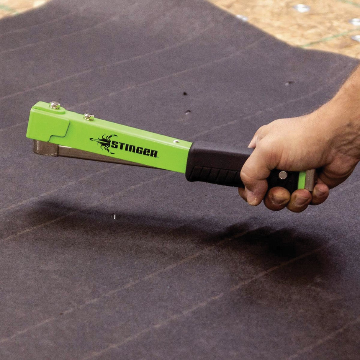 Stinger HT38 Hammer Tacker Image 2