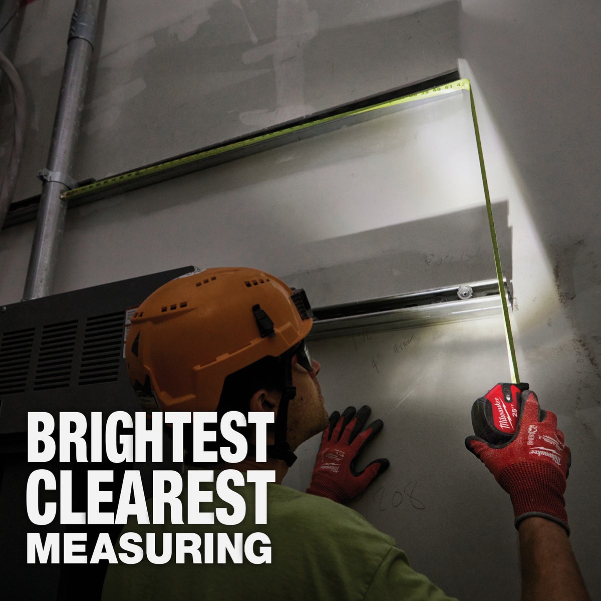 Milwaukee 25 Ft. Magnetic Tape Measure with LED Light Image 3