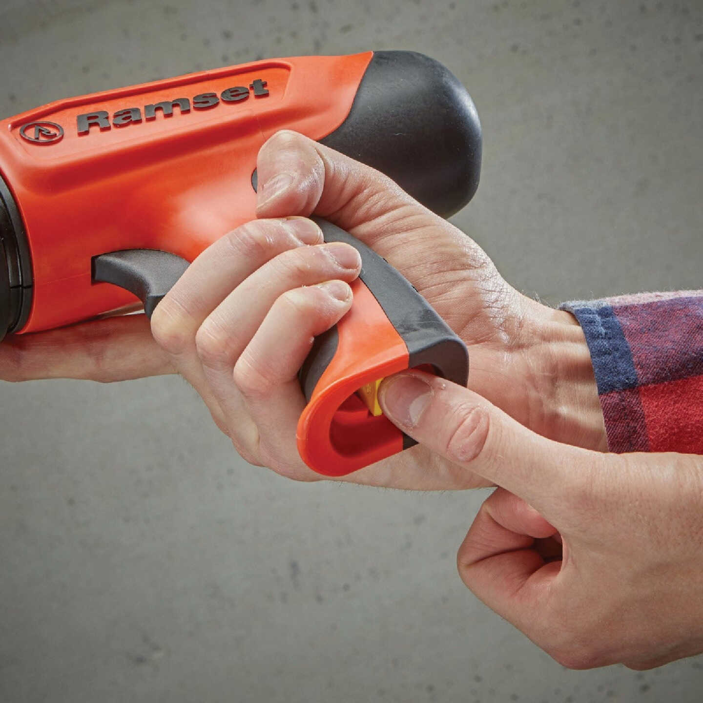 Ramset Cobra+ 0.27 Caliber 10 Shot Semi-Automatic Powder Hammer with Silencer Image 11