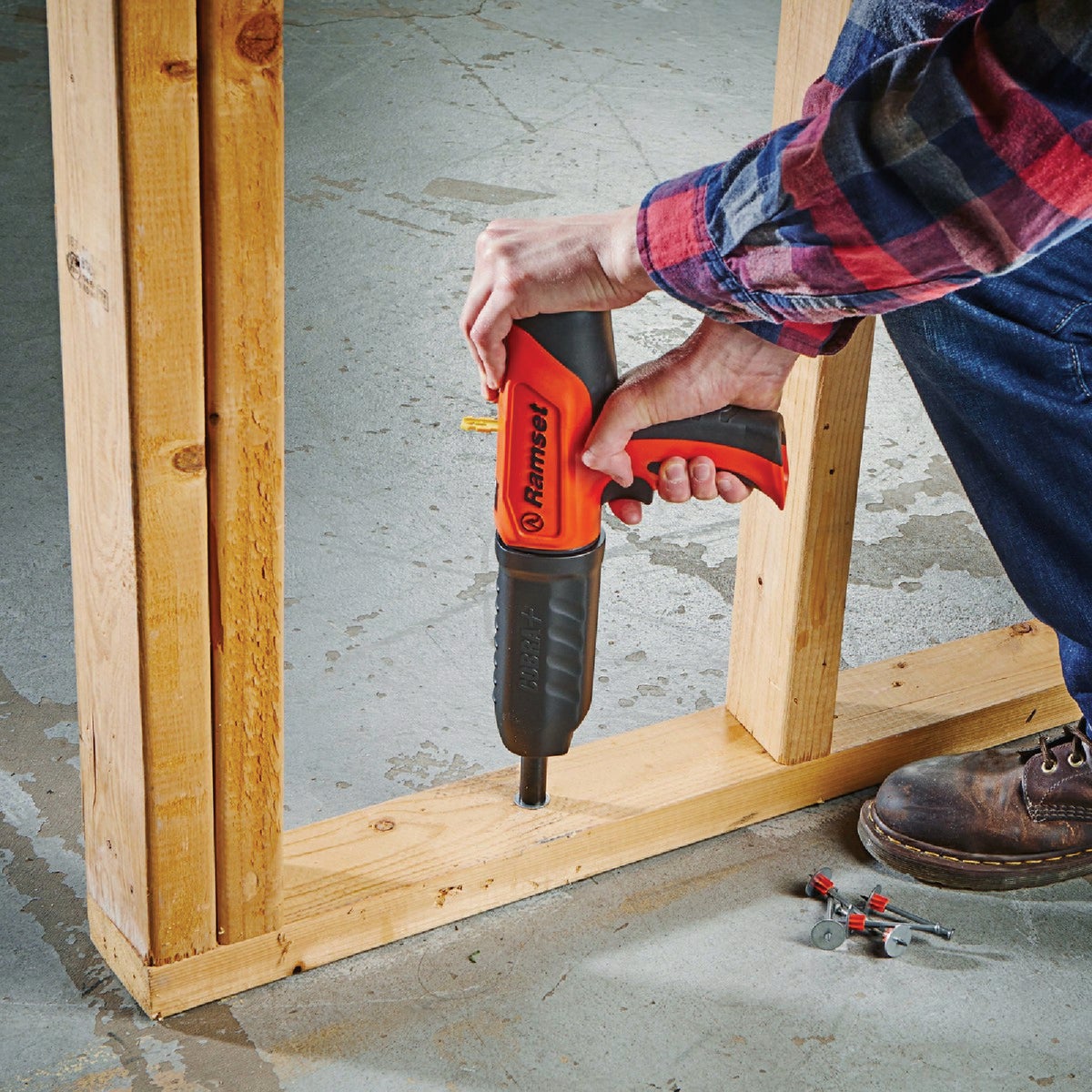 Ramset Cobra+ 0.27 Caliber 10 Shot Semi-Automatic Powder Hammer with Silencer Image 9