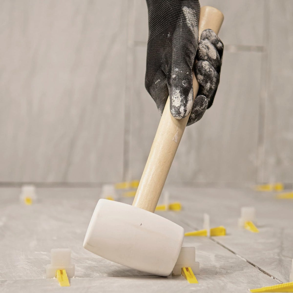 QEP 16 Oz. White Rubber Tile Tapping Mallet Image 2