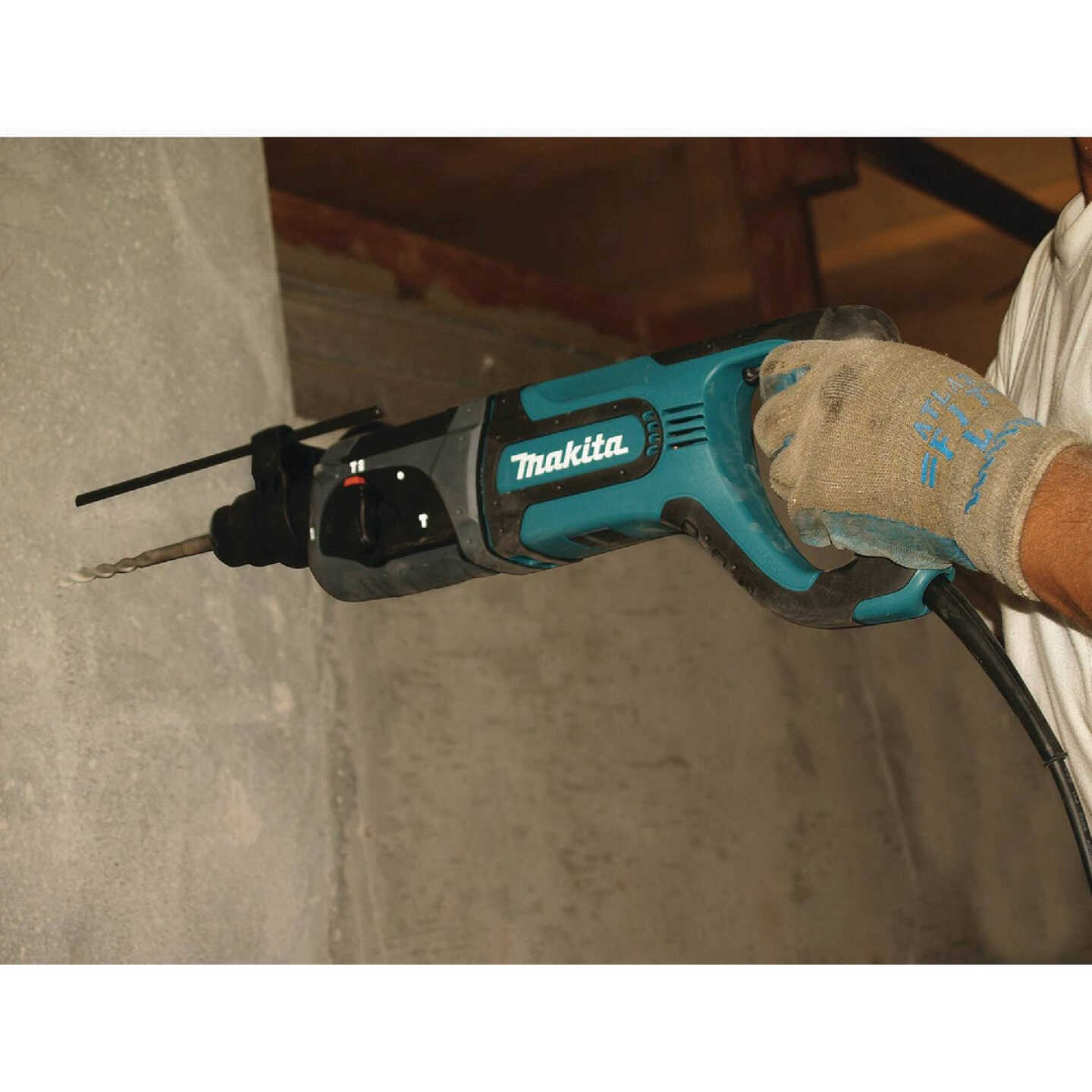 Makita 1 In. SDS-Plus 7-Amp Electric Rotary Hammer Drill Image 9