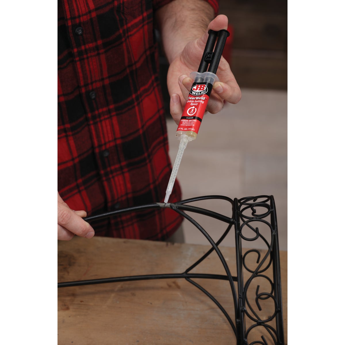 J-B Weld 0.47 Oz. ClearWeld Epoxy Image 3
