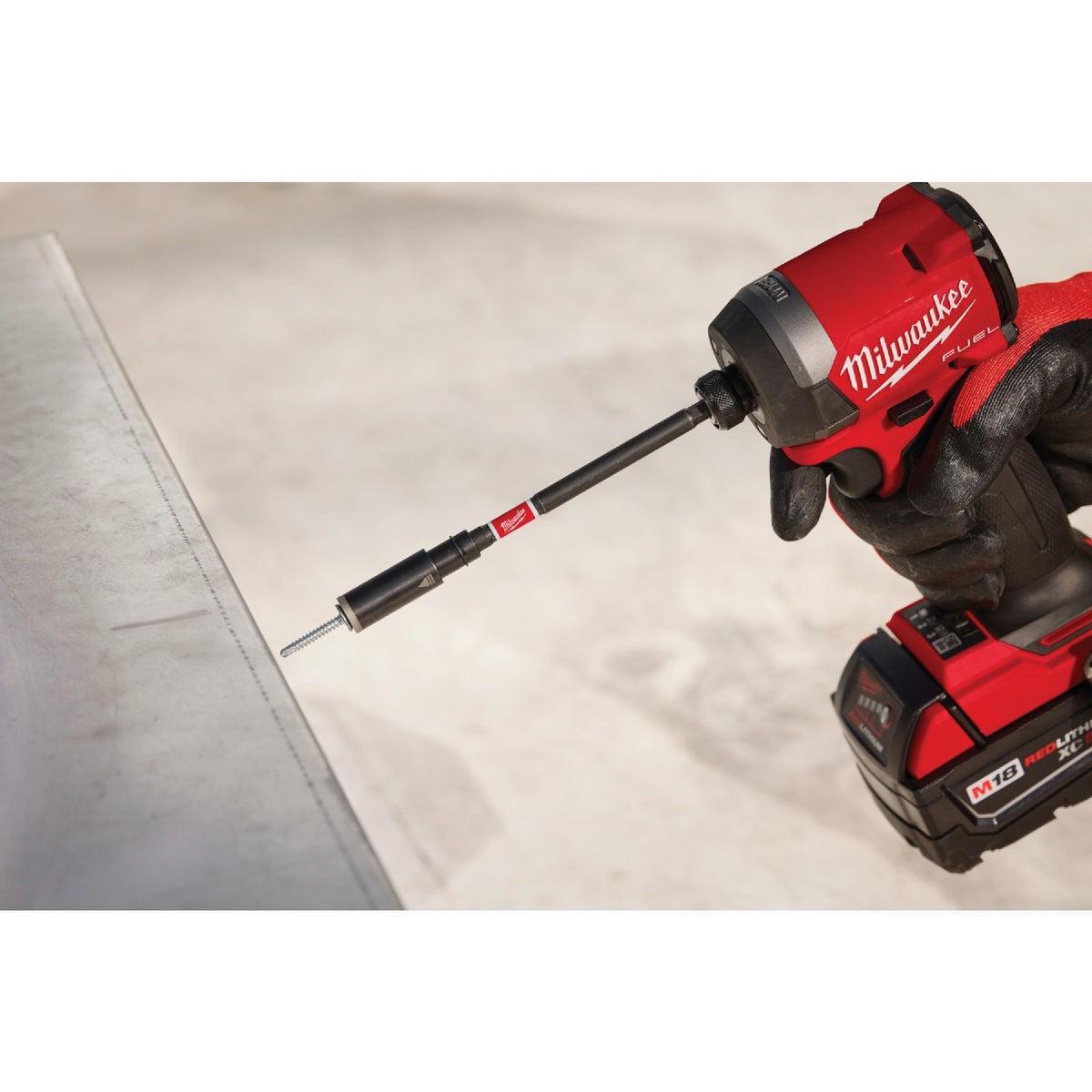 Milwaukee SHOCKWAVE 6 In. Magnetic Impact Bit Holder Image 3