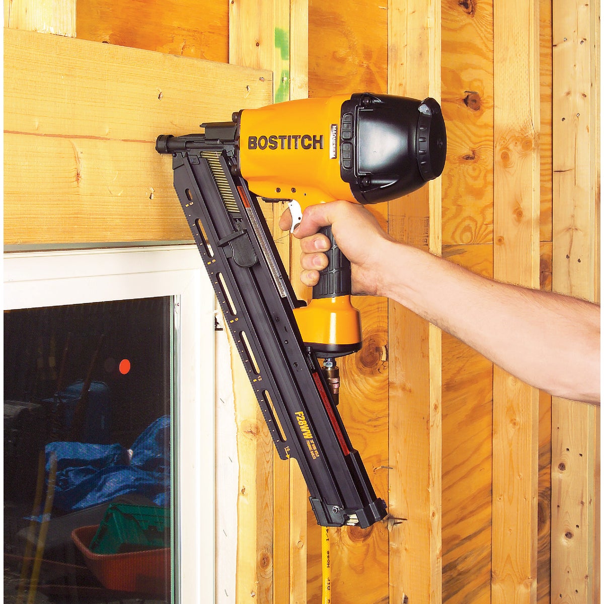 Bostitch 28 Degree 3-1/2 In. Wire Weld Industrial Framing Nailer Image 2