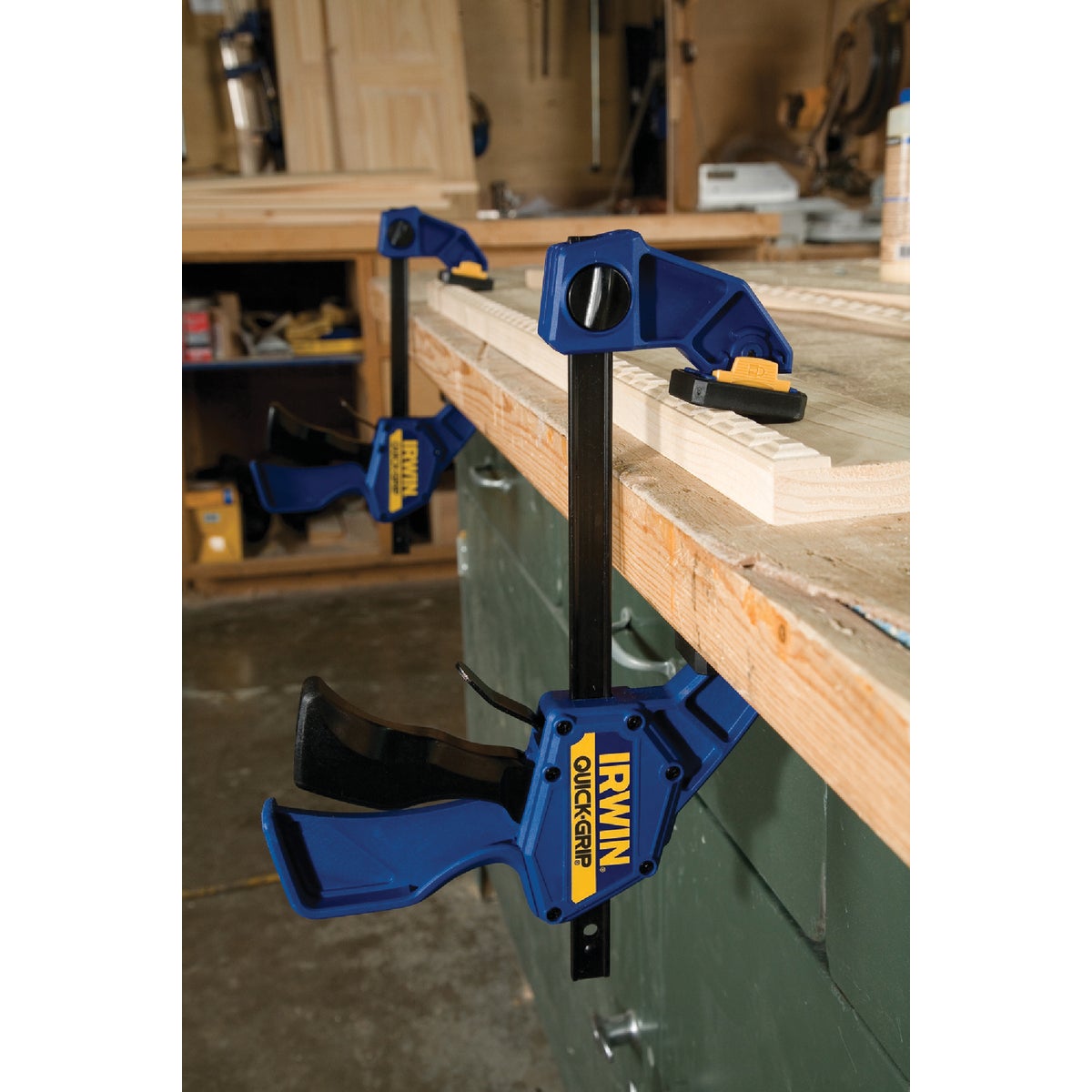 Irwin Quick-Grip 12 In. Medium-Duty One-Hand Bar Clamp Image 2