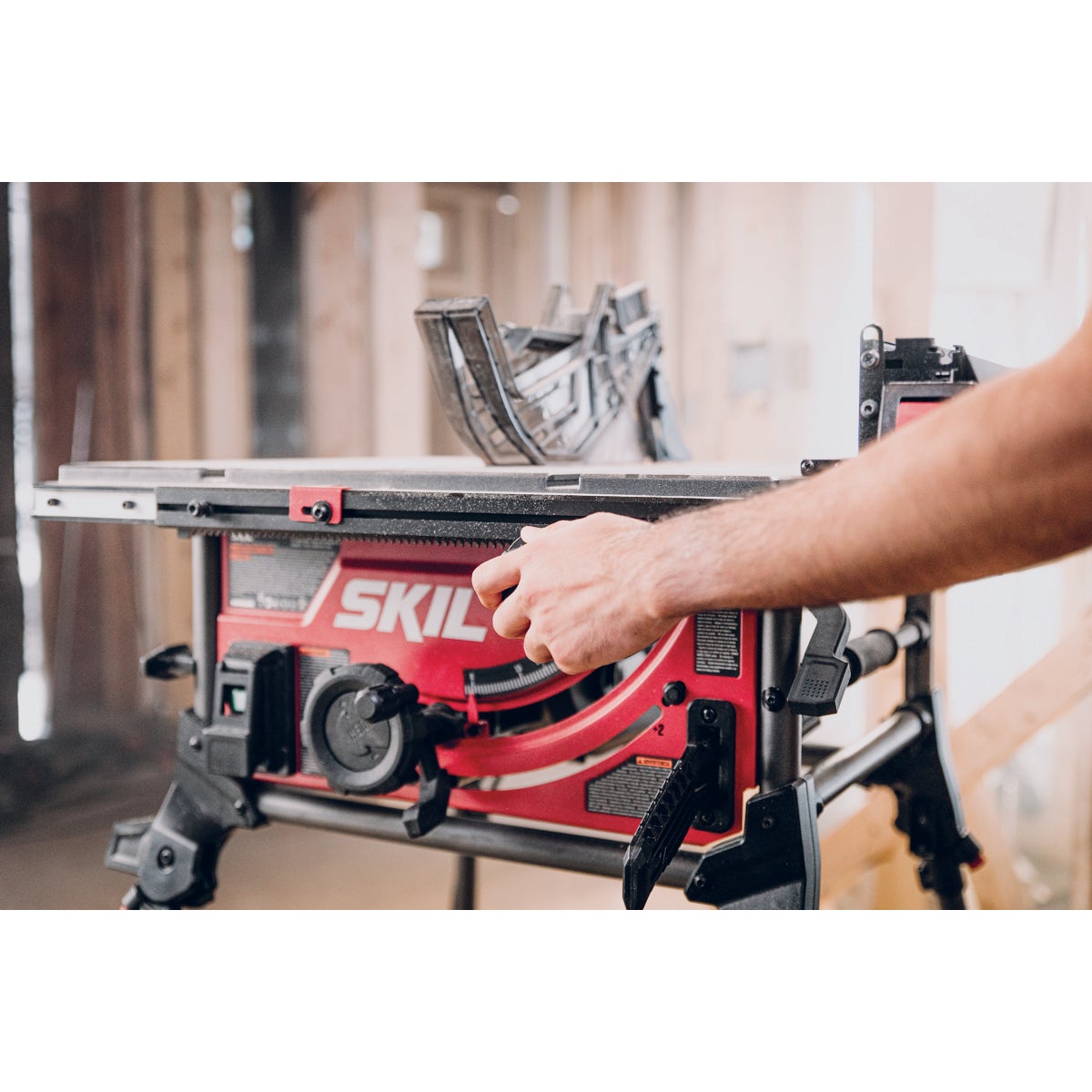 SKIL 15A 10 In. Table Saw with Integrated Folding Stand Image 9