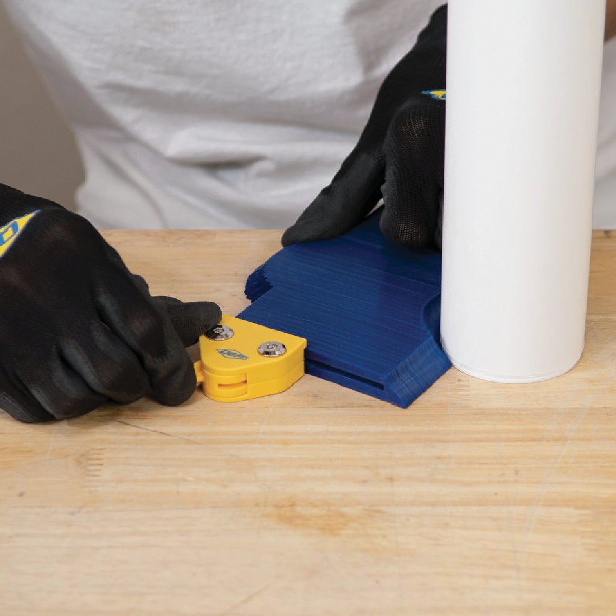 QEP 6 In. Locking Contour Gauge Image 3