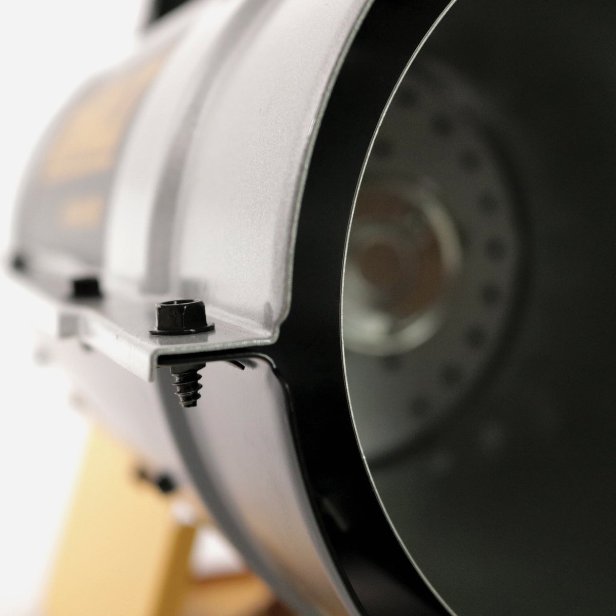 DEWALT 150,000 BTU Propane Forced Air Heater Image 7