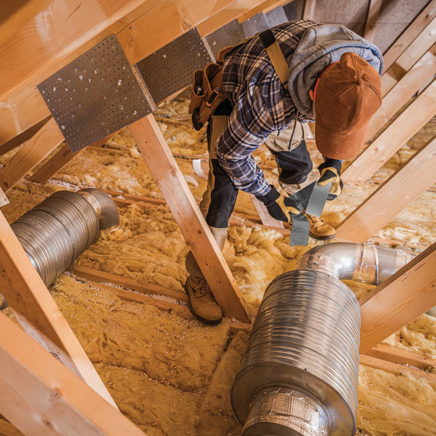 Gorilla 2.88 In. x 25 Yd. Tough & Wide Heavy-Duty Duct Tape, Silver Image 3