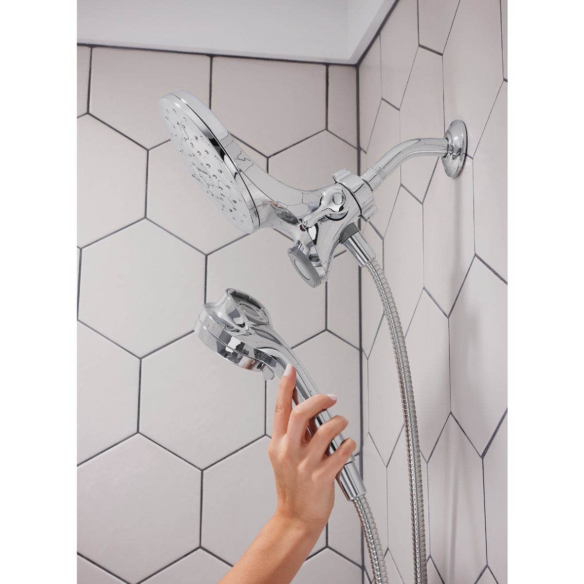Moen Engage 6-Spray 1.75 GPM Combo Handheld & Rainshower Shower Head with Magnetix, Chrome Image 3