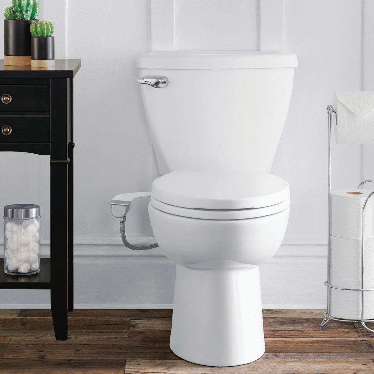 Brondell SimpleSpa Thinline Dual Nozzle Bidet Attachment Image 2