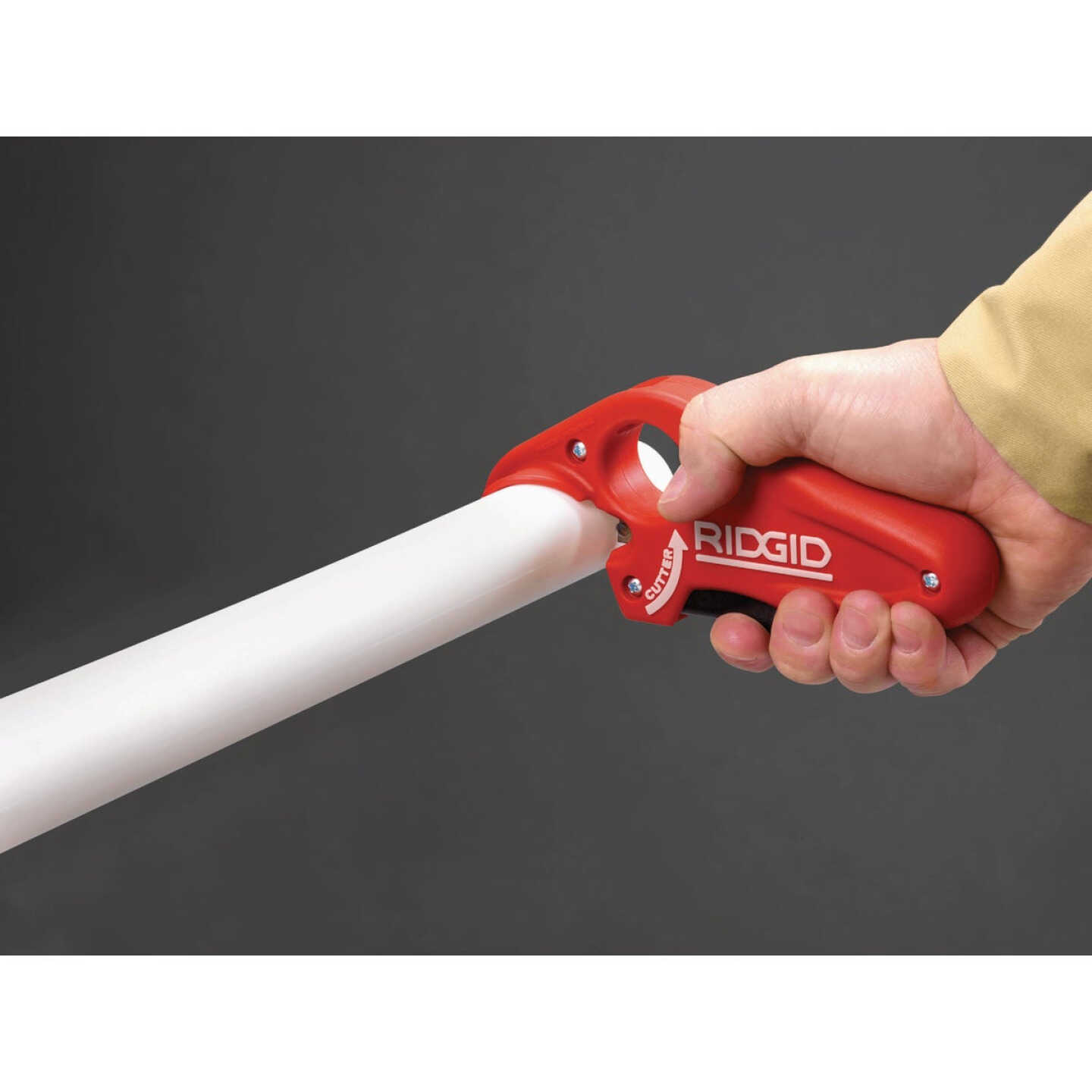 Ridgid 1-1/4 In. & 1-1/2 In. Plastic Tubing Cutter Image 3