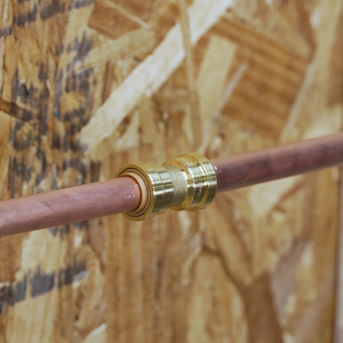 QuickFitting 1/2 In. Push-to-Connect Brass Straight Coupling Image 2