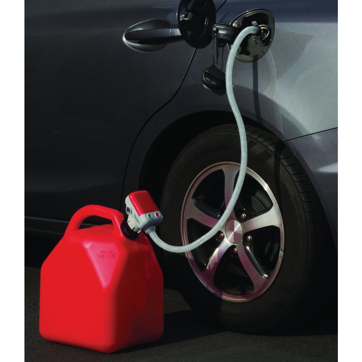 Delta SureDock 6-Spray 1.75 GPM Magnetic Hand Shower, Chrome