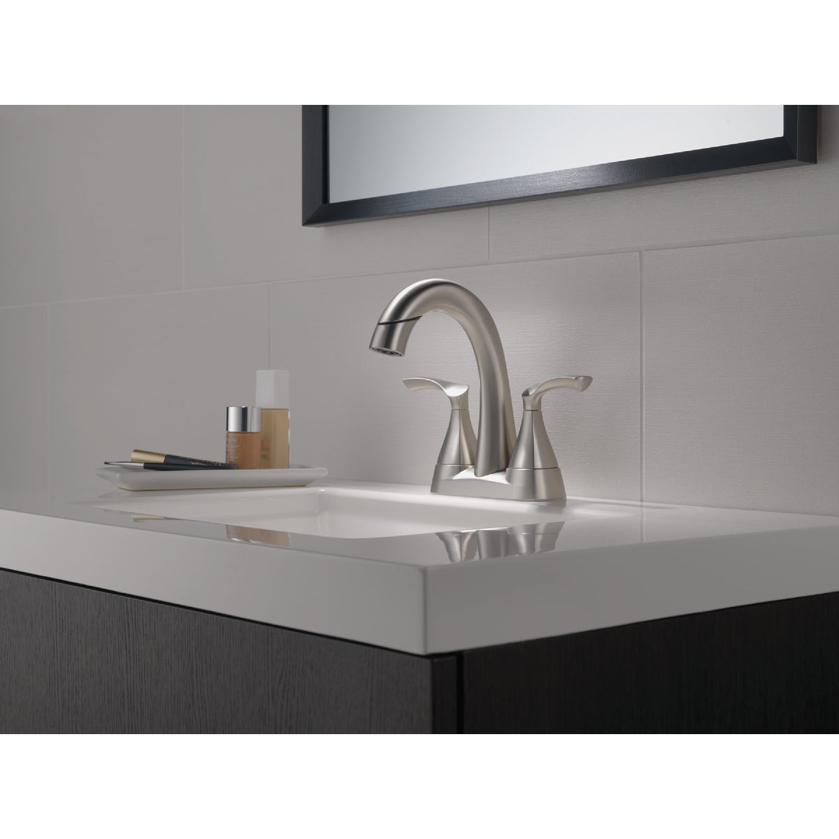 Delta Sandover Brushed Nickel 2-Handle Centerset Pull-Down Bathroom Faucet Image 3