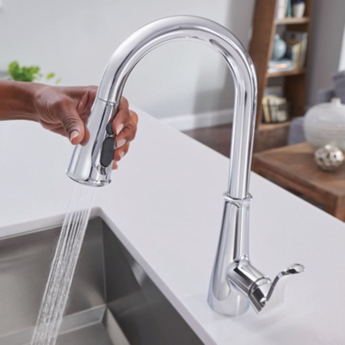 Moen Hadley 1-Handle Pull-Down Kitchen Faucet, Chrome Image 2