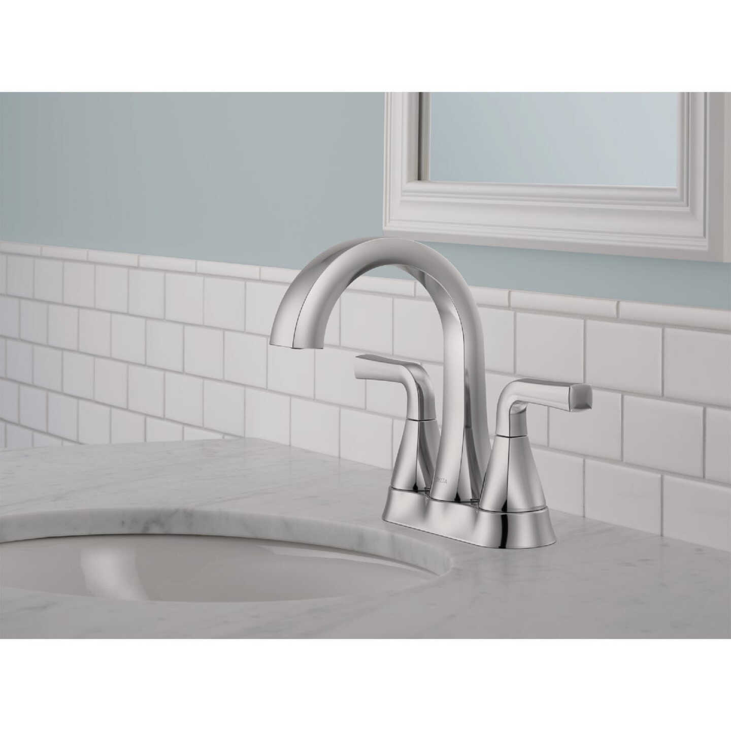 Delta Dallace Chrome 2-Handle Centerset Bathroom Faucet Image 2