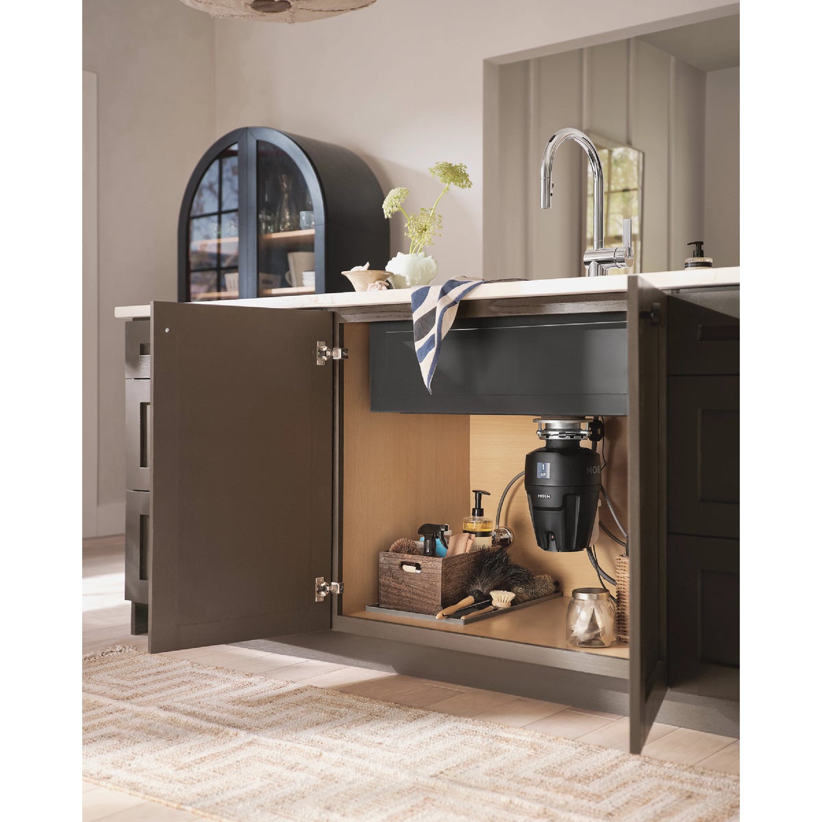 Moen Chef Series 1 HP Garbage Disposal Image 3