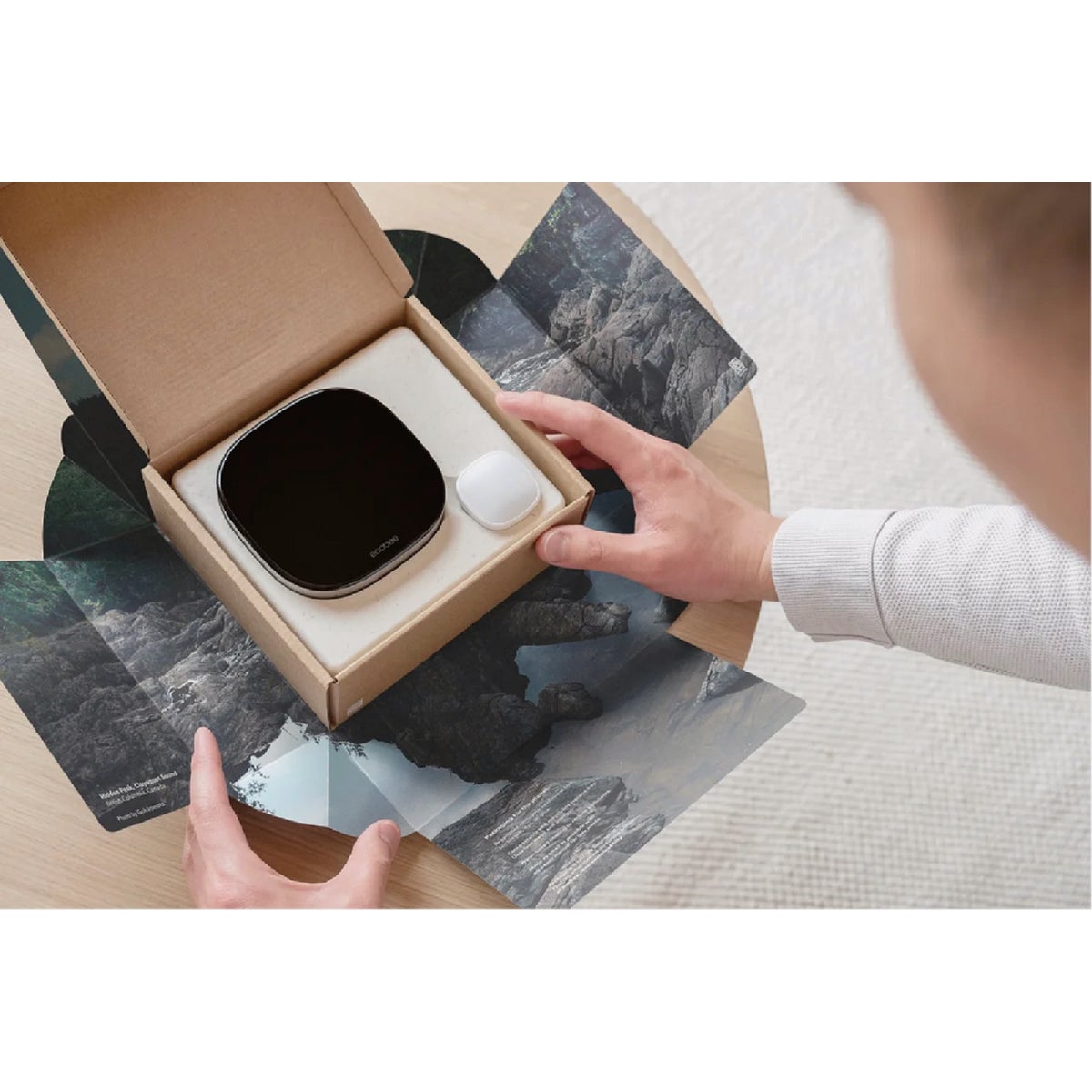 Ecobee Smart Thermostat Premium with Room Sensor Image 2