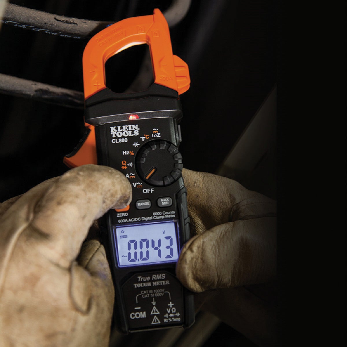Klein 1000V AC/DC Auto-Ranging Clamp Meter Image 3