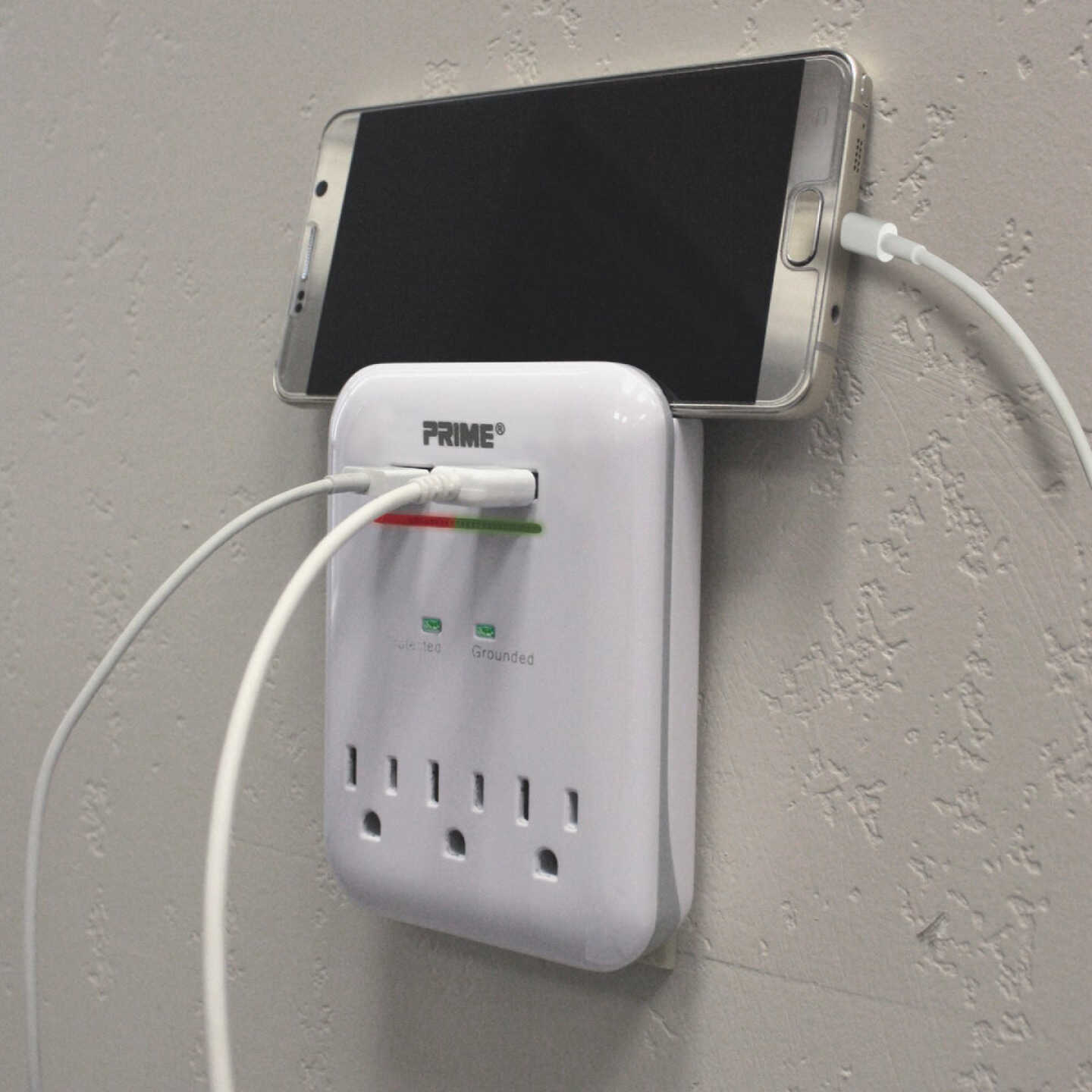 Prime Wire & Cable 3 Power & 2 USB White Wall Charger Image 2