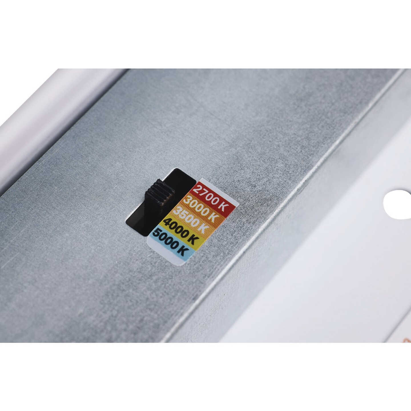 SATCO NUVO 20W LED 2 Ft. Ceiling Wrap Light Fixture CCT-Selectable White Finish Image 3